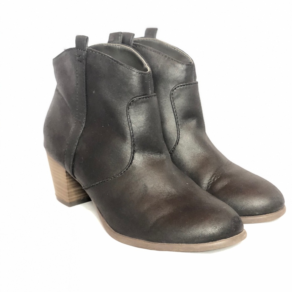 Old Navy Low Western Blackjack Boots